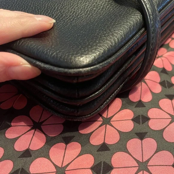 Kate Spade Black Leila Triple Gusset Crossbody 😍 - Picture 13 of 16